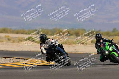 media/Oct-08-2022-SoCal Trackdays (Sat) [[1fc3beec89]]/Turn 16 (125pm)/